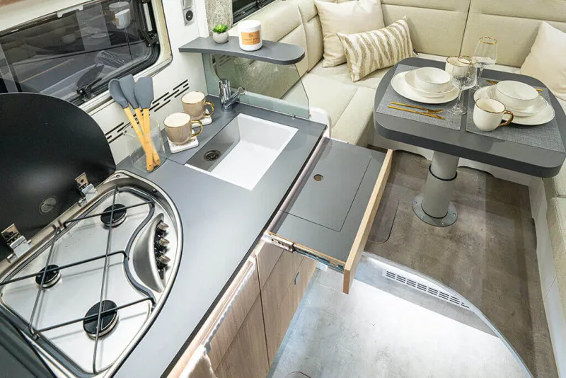Frankia A 740 PLUS Edition TOGETHER 4,5t – FIAT — keuken